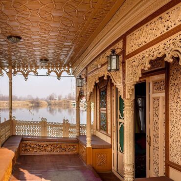 shiraz-houseboats-group